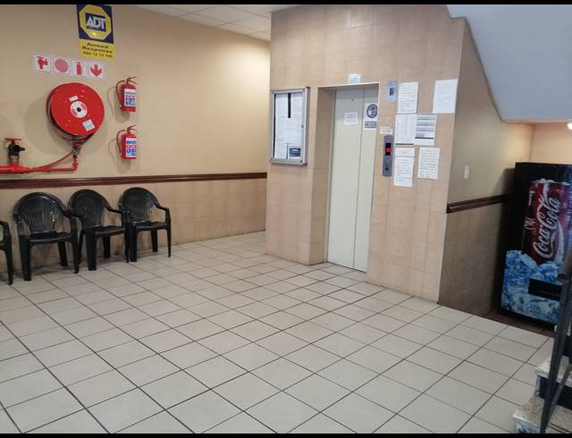 1.5 BEDROOM FLAT FOR SALE IN DURBAN CENTRAL